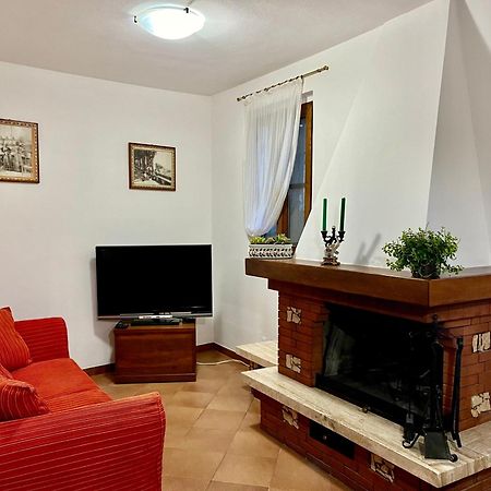 Appartamento Mirella In Centro Storico Casole dʼElsa Zewnętrze zdjęcie